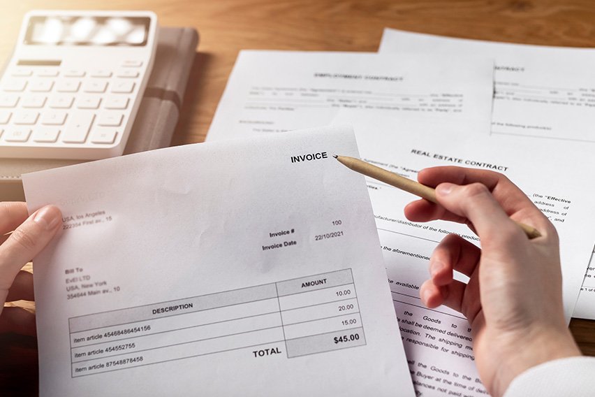 How to Write a Winning Invoice Letter in 8 Easy Steps: A Guide for Small Businesses